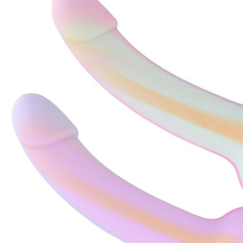 Mina Silicone Dildo